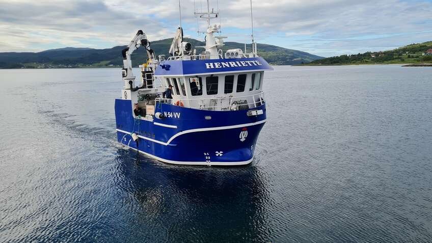 Norwegian boat builder Grovfjord Båtbyggeri A/S has delivered a new 11-metre (36ft) fishing vessel to Olsen Coastal Fishing based in Svolvær on the island of Austvågøya in the Lofoten archipelago.