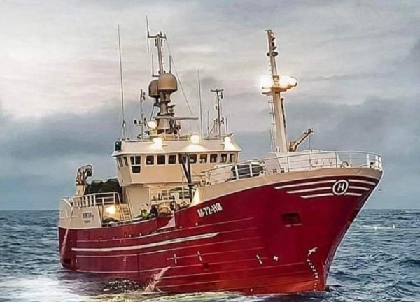 Norwegian Safety Investigation Authority (NSIA) will investigate a fatal man overboard incident on the snow crabber Hunter in the Barents Sea The investigation into a fatal man overboard onboard Norwegian fishing vessel 'Hunter' issues immediate warnings on safety-critical conditions