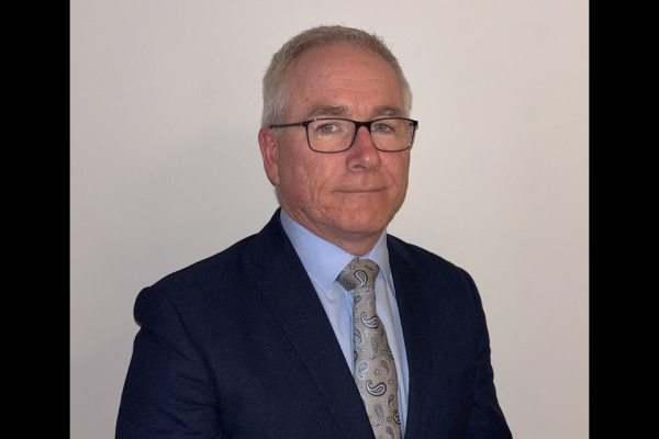 Dr Eamonn Kelly IFI